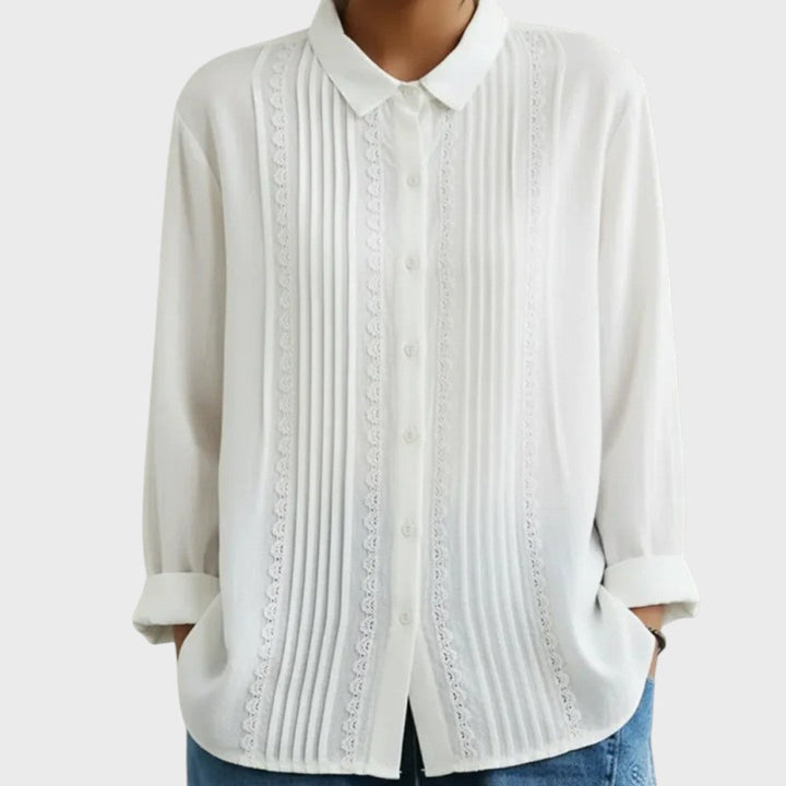 Amalie | Bílá košile s krajkou a sámky