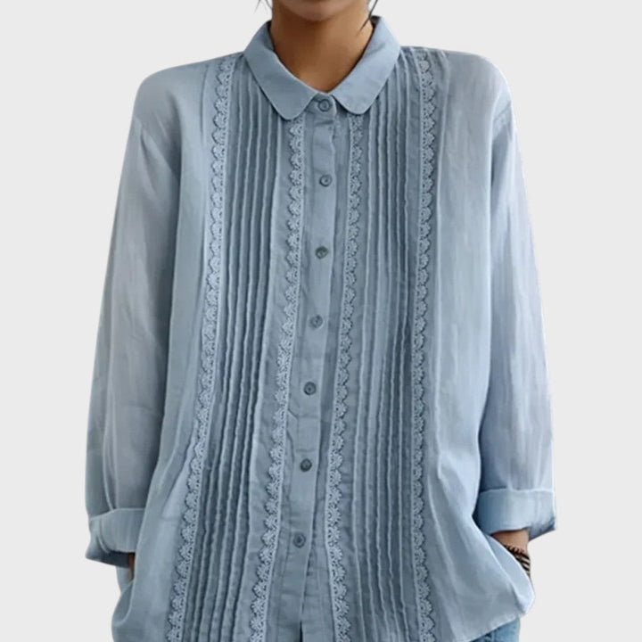 Amalie | Bílá košile s krajkou a sámky