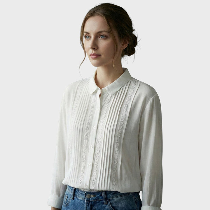 Amalie | Bílá košile s krajkou a sámky