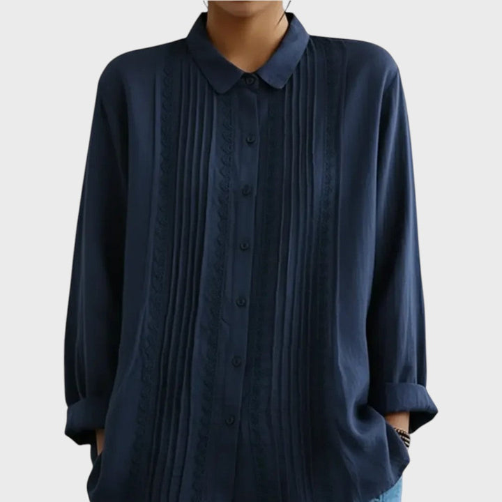 Amalie | Bílá košile s krajkou a sámky